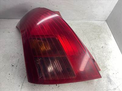 SUZUKI SWIFT III Bal Hátsó Lámpa