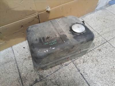 TRABANT 601 Üzemanyagtank