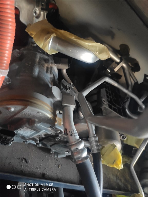 Nissan Leaf II klíma alkatrészei  2. kép