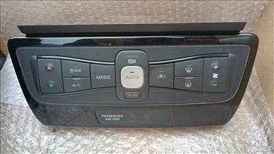 Nissan Leaf II Fűtés kapcsoló panel
