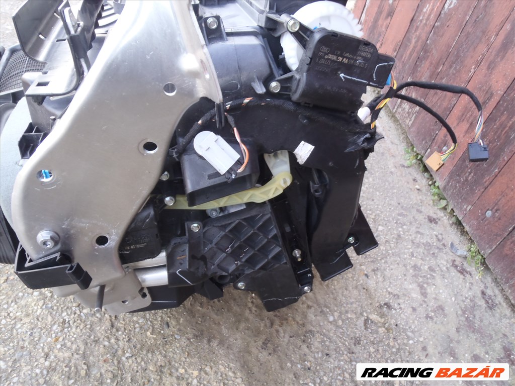 Volkswagen Golf V Variant 1.9 TDI klíma alkatrész  4. kép