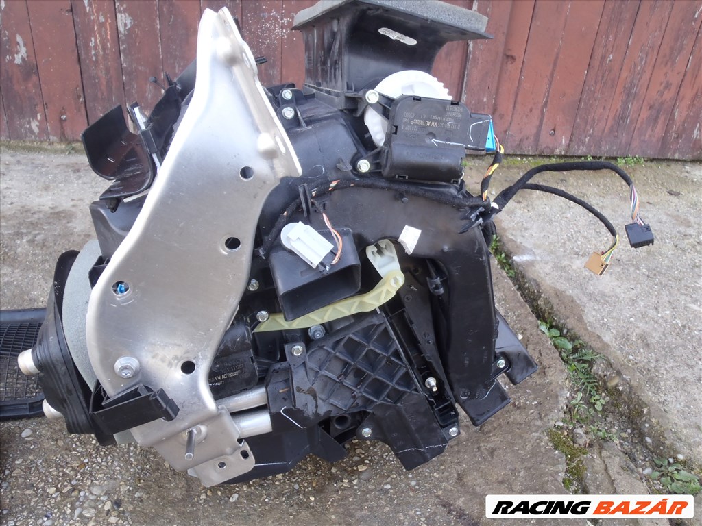 Volkswagen Golf V Variant 1.9 TDI klíma alkatrész  5. kép