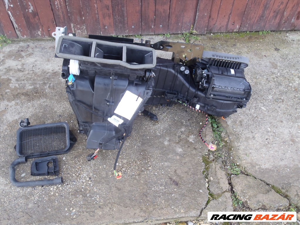 Volkswagen Golf V Variant 1.9 TDI klíma alkatrész  8. kép