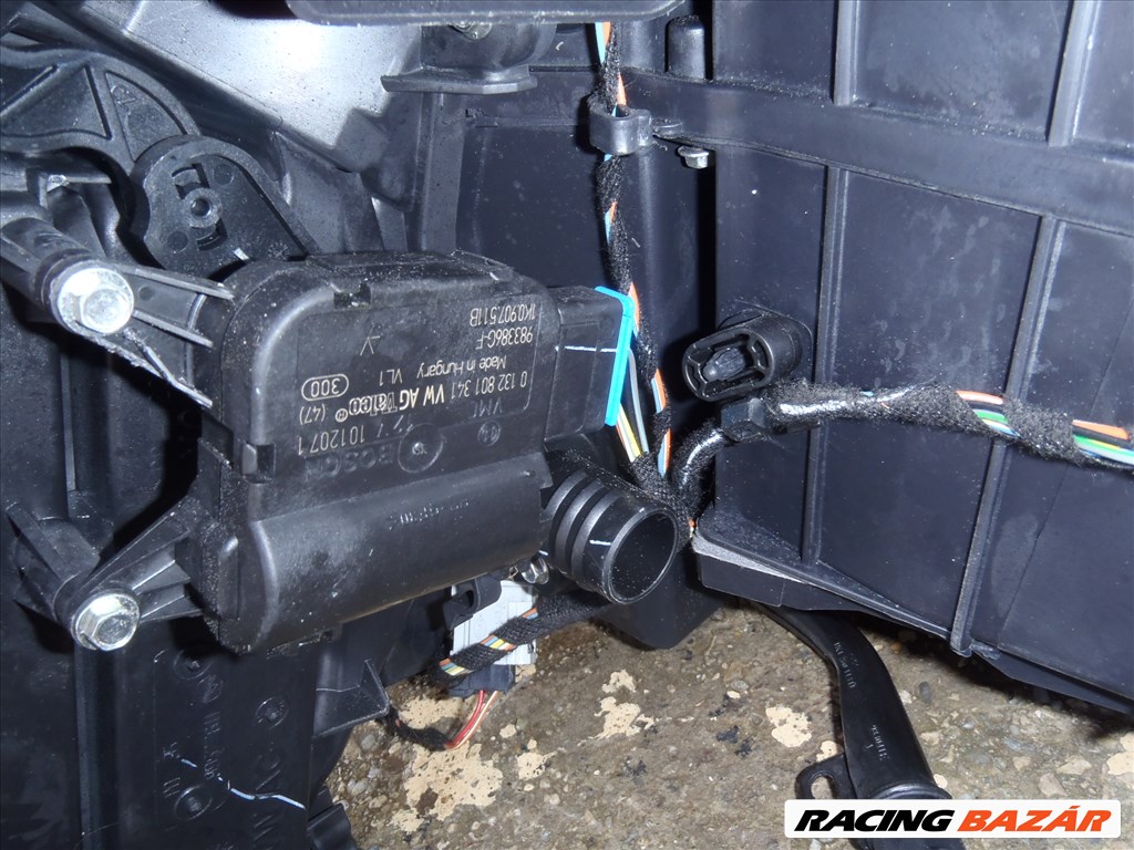 Volkswagen Golf V Variant 1.9 TDI klíma alkatrész  15. kép