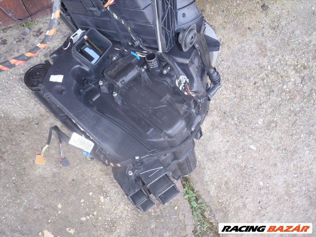 Volkswagen Golf V Variant 1.9 TDI klíma alkatrész  25. kép