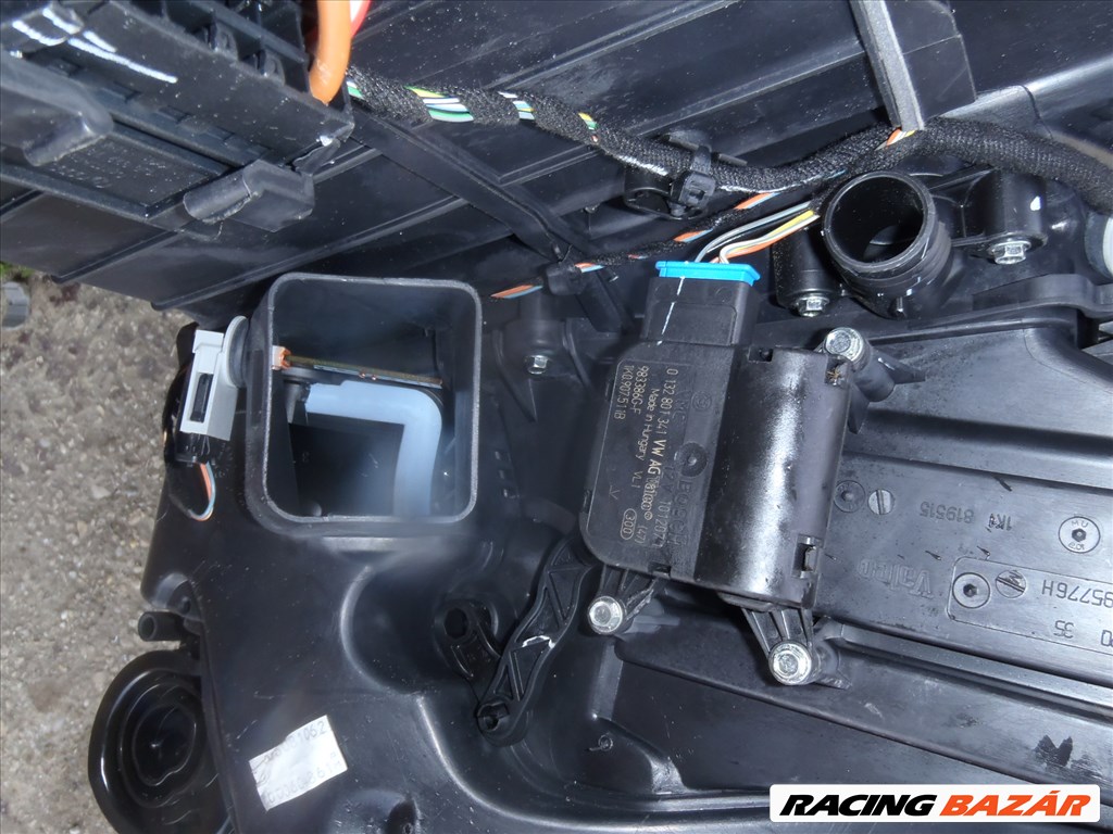 Volkswagen Golf V Variant 1.9 TDI klíma alkatrész  29. kép