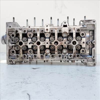 166246 Alfa Romeo 159, 156, 147, Gt 1,9 16v Diesel hengerfej, 5 mm szelepszárral a képeken látható sérüléssel 55206424