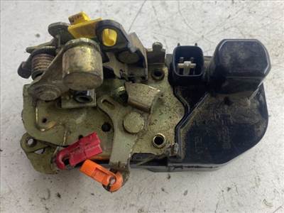 CHRYSLER PT CRUISER Jobb első Ajtózár