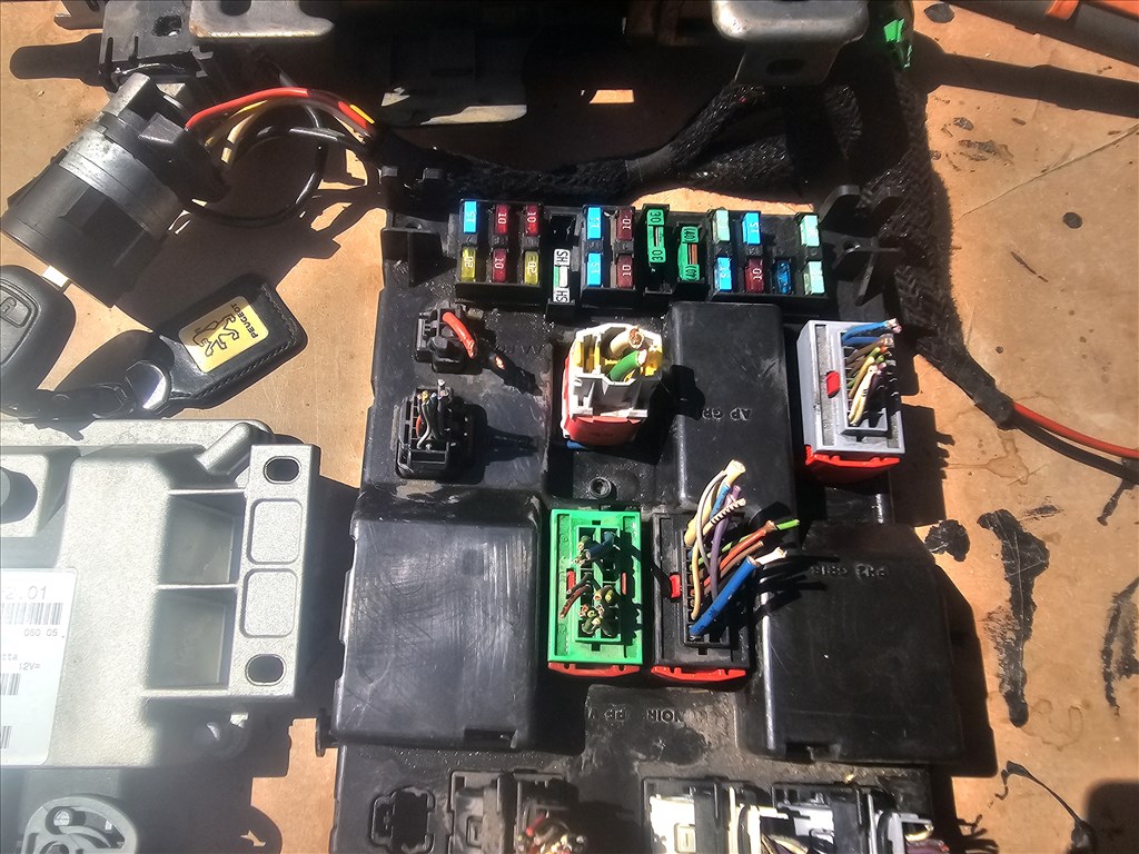 Peugeot 307 Motorvezérlő komputer elektronika  4. kép