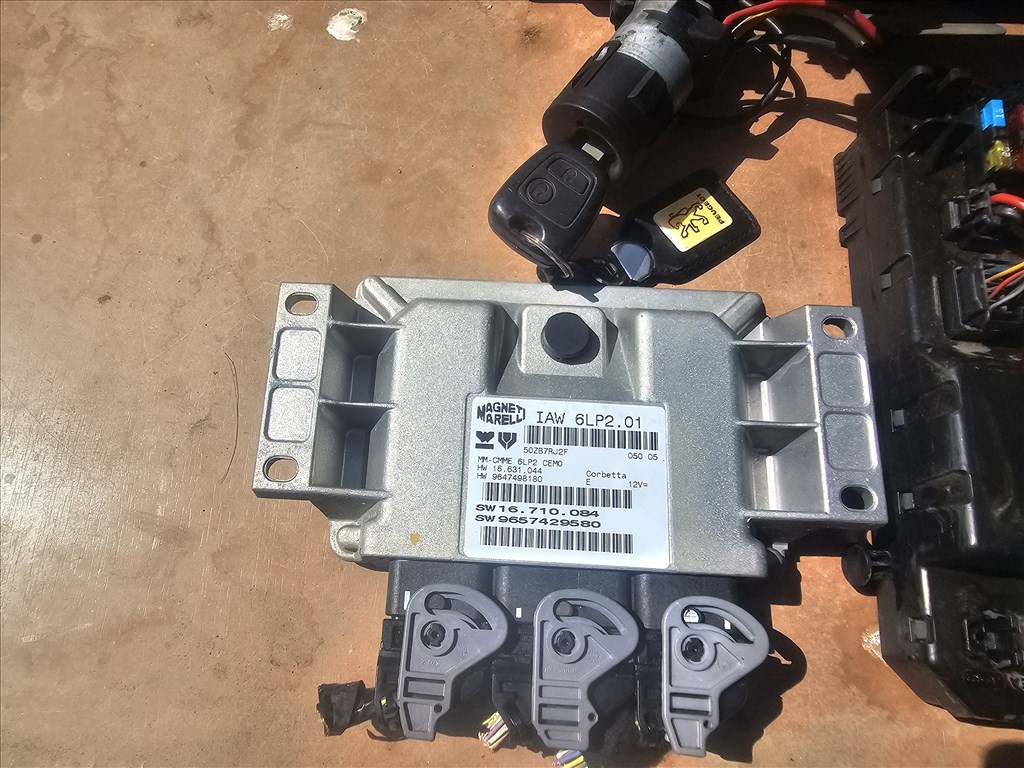 Peugeot 307 Motorvezérlő komputer elektronika  6. kép