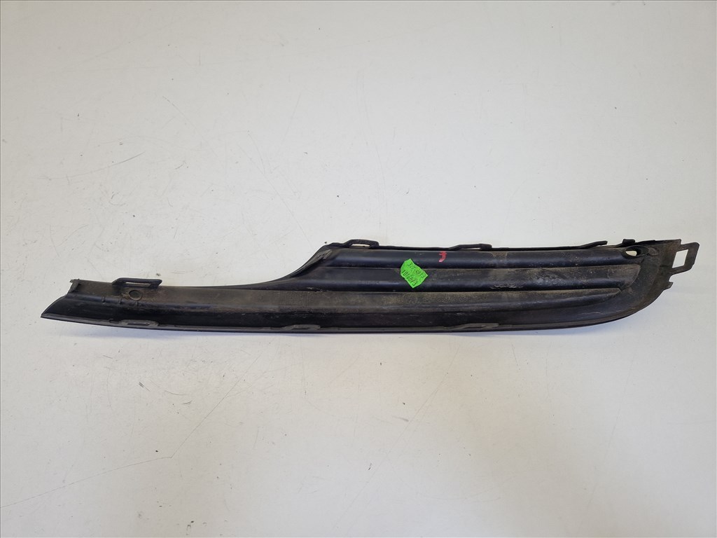 Volkswagen Golf VII első lökhárító jobb díszrács 5G0 853 666 (19211) 5. kép