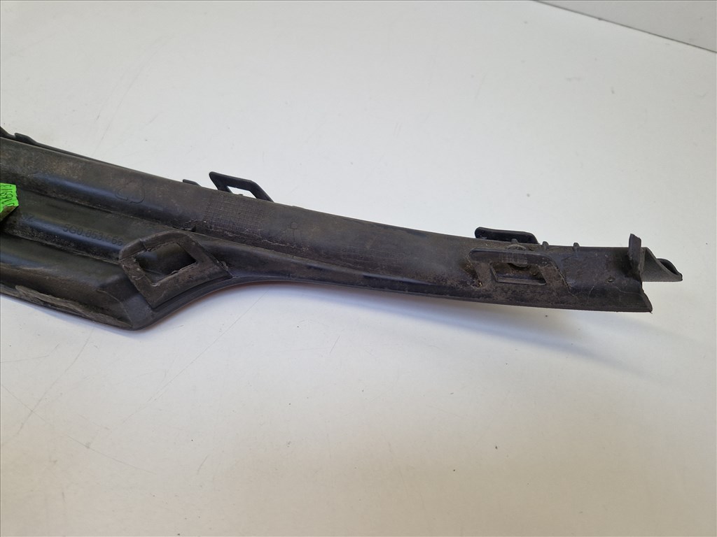 Volkswagen Golf VII első lökhárító jobb díszrács 5G0 853 666 (19211) 10. kép