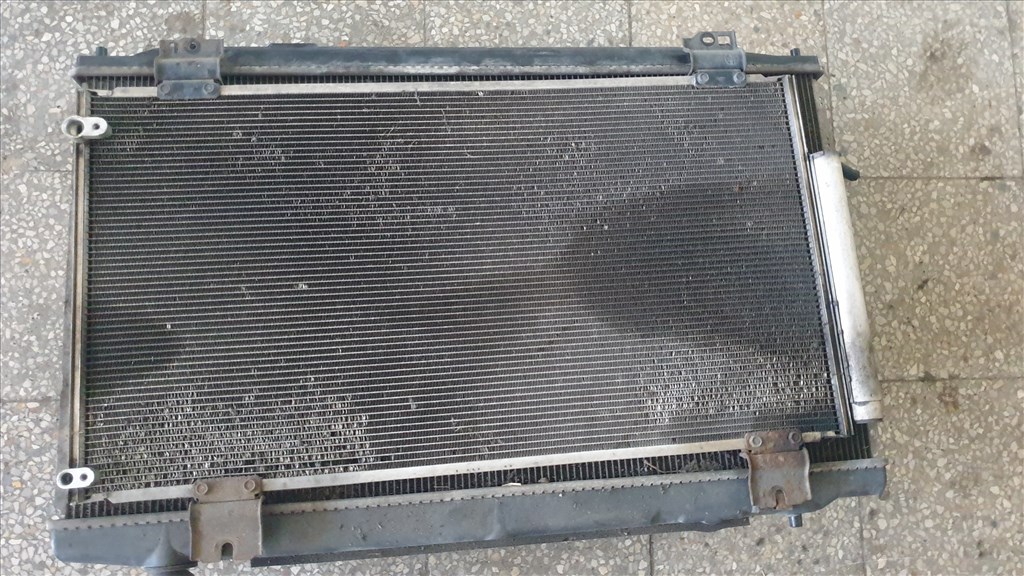 Honda Accord vízhűtő  4. kép