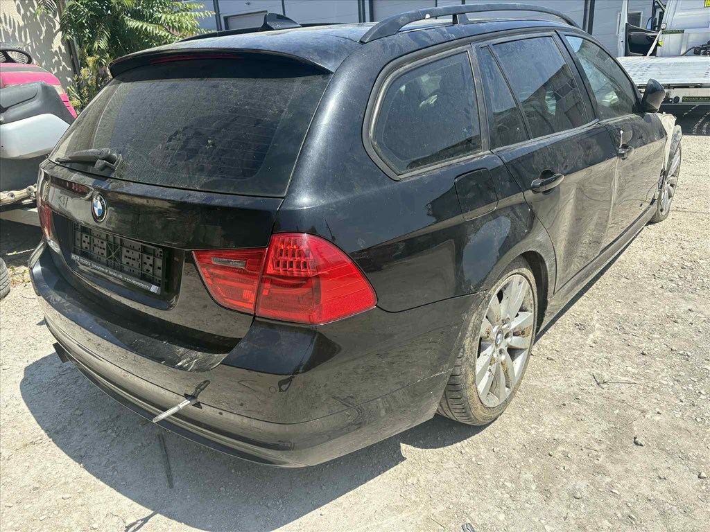 BMW 320 (E90, E91, E92, E93)  alkatrészei 2. kép