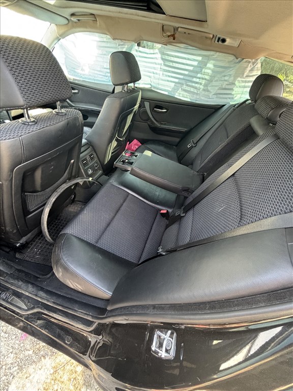 BMW 320 (E90, E91, E92, E93)  alkatrészei 6. kép