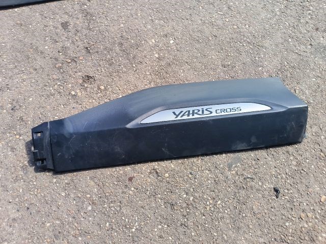 Toyota Yaris Cross (XP210) Jobb hátsó ajtó díszléc  750770d020 1. kép