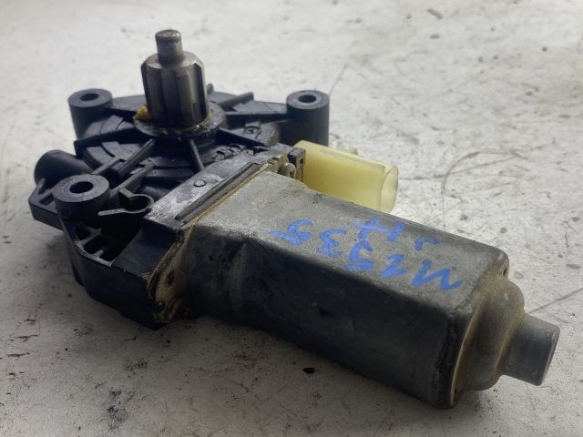 CHRYSLER PT CRUISER Bal hátsó Ablakemelő Motor 6. kép