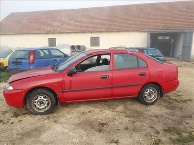 Mitsubishi CARISMA (DA) 1.6 bal első ajtó