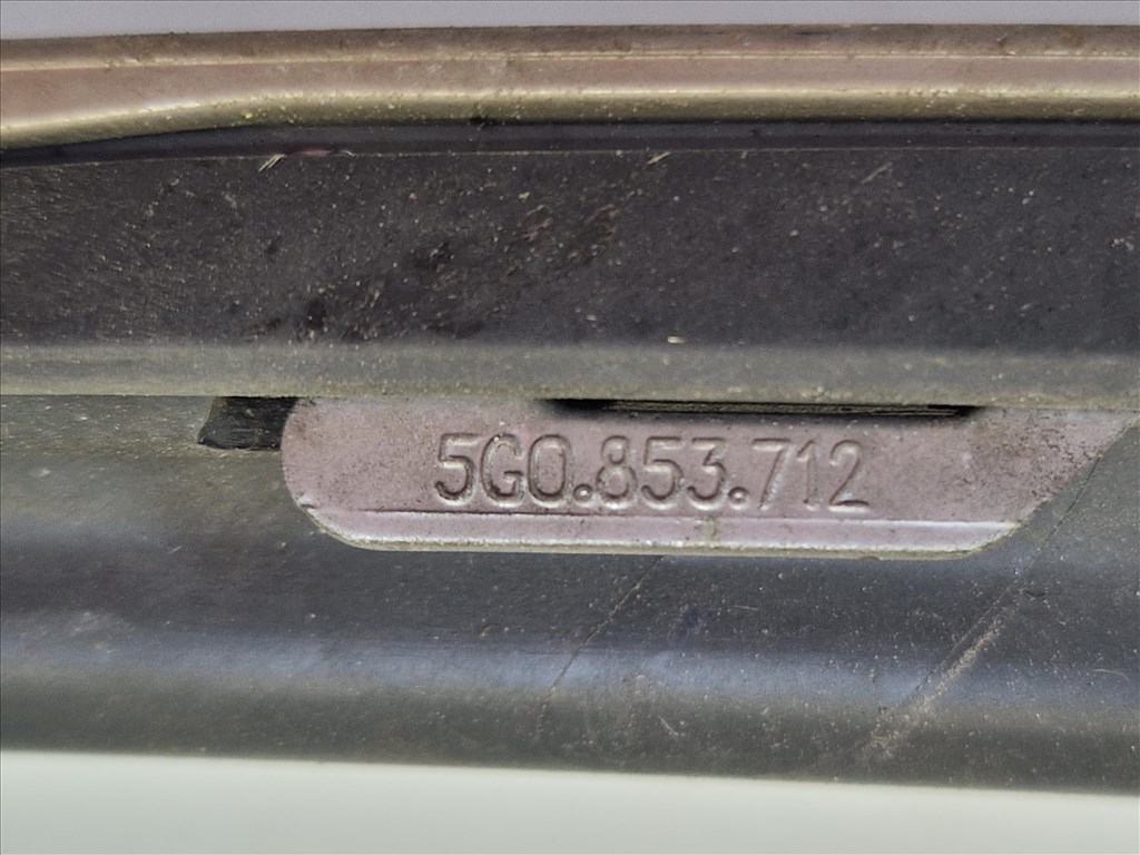 Volkswagen Golf VII első lökhárító jobb díszrács, krómos (19213) 5g0853666a 10. kép