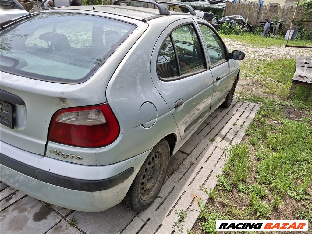 Renault Mégane I bontott alkatrészei 3. kép