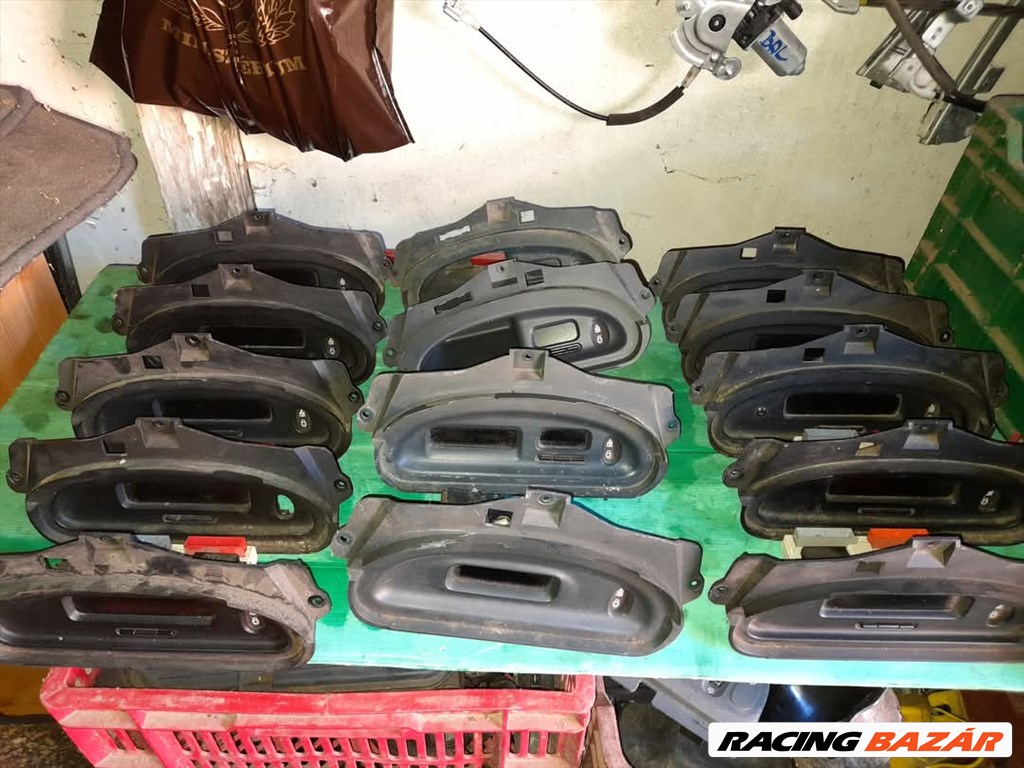 Renault Mégane I bontott alkatrészei 13. kép