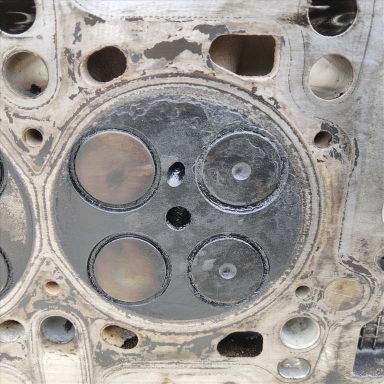 204422 Fiat Punto III., Doblo 2000-2009, Idea, Panda II. Lancia Ypsilon II. 1,3 16v hengerfej, szelepekkel 55188595 9. kép