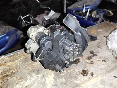 Audi A6 C6 3.0 TDI nagynyomású szivattyú 059130755j 0445010125