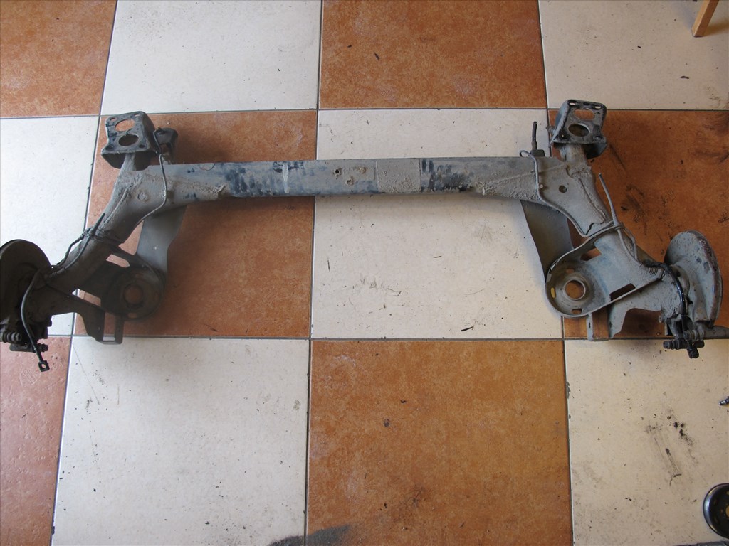 León I, Toledo II, Golf IV, Octavia I első bölcső  2. kép