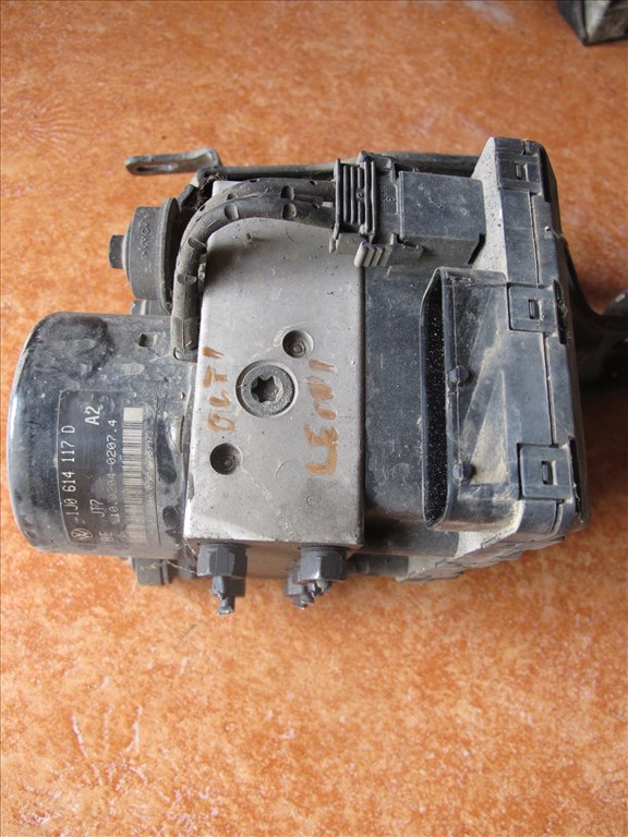 León I, Toledo II, Golf IV, Octavia I első bölcső  3. kép