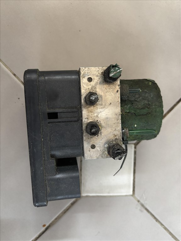 Citroën DS3 ABS kocka 9674415980 5. kép