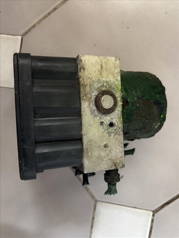 Citroën DS3 ABS kocka 9674415980 6. kép