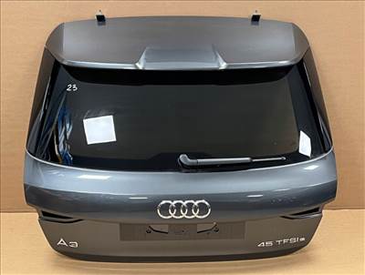 Audi A3 (8Y), Audi A3 (8V) Csomagtérajtó