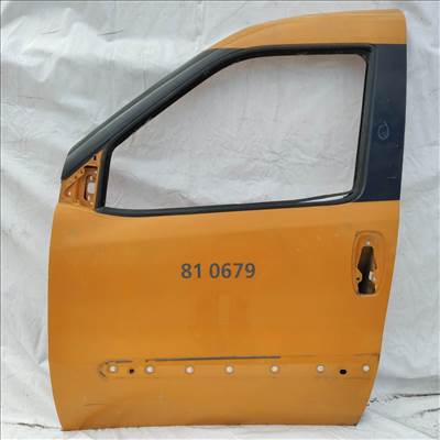 151970 Fiat Doblo 2009-2022 bal első sárga színű ajtó, a képen látható rozsdával és sérüléssel 51810598