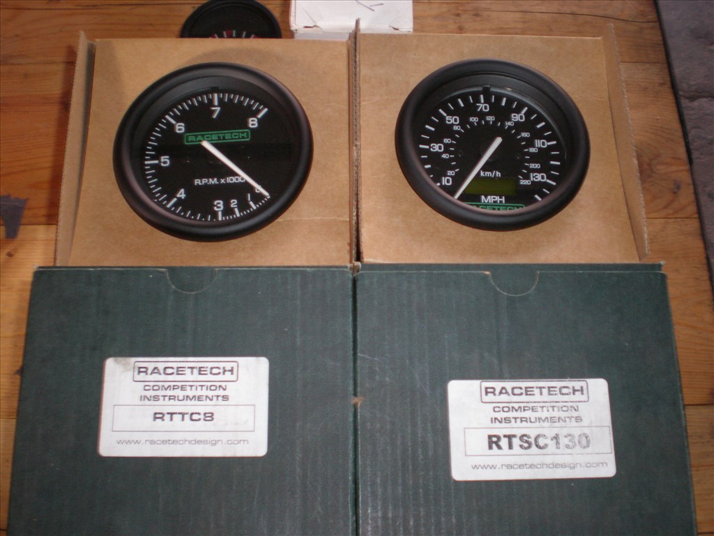 Racetech műszerek 2. kép