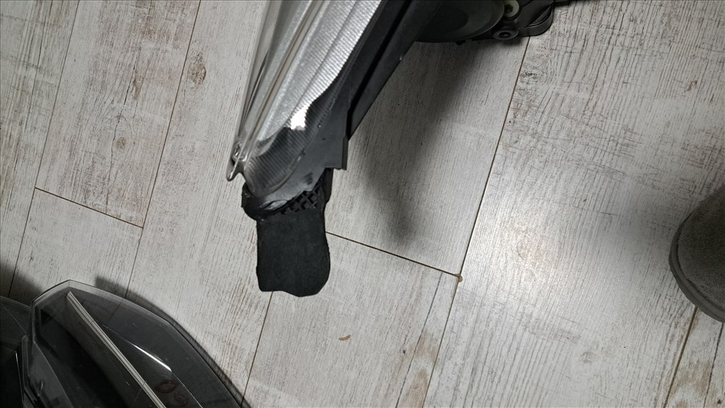 Ford Focus Mk3 fényszóró  3. kép