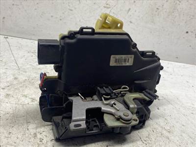 VW PASSAT B5 Bal első Ajtózár
