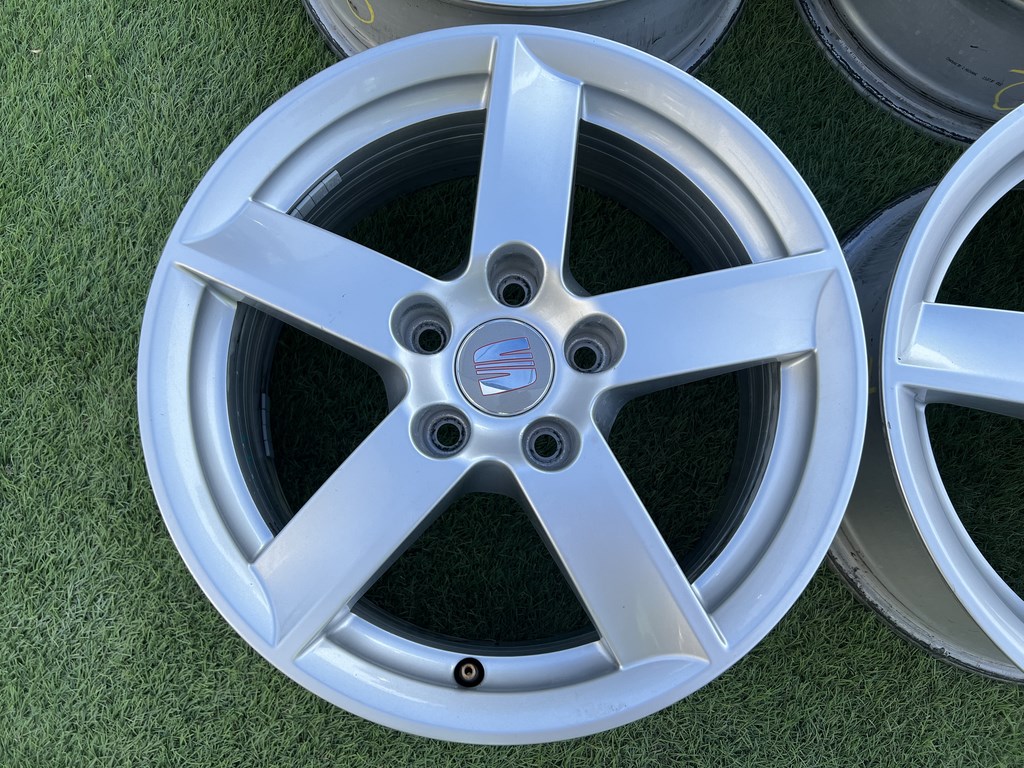5x112 16" Seat gyári alufelni 6,5Jx16h2 ET35 2. kép