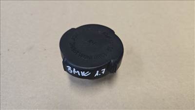 BMW 318tds compact kiegyenlítő tartály kupak