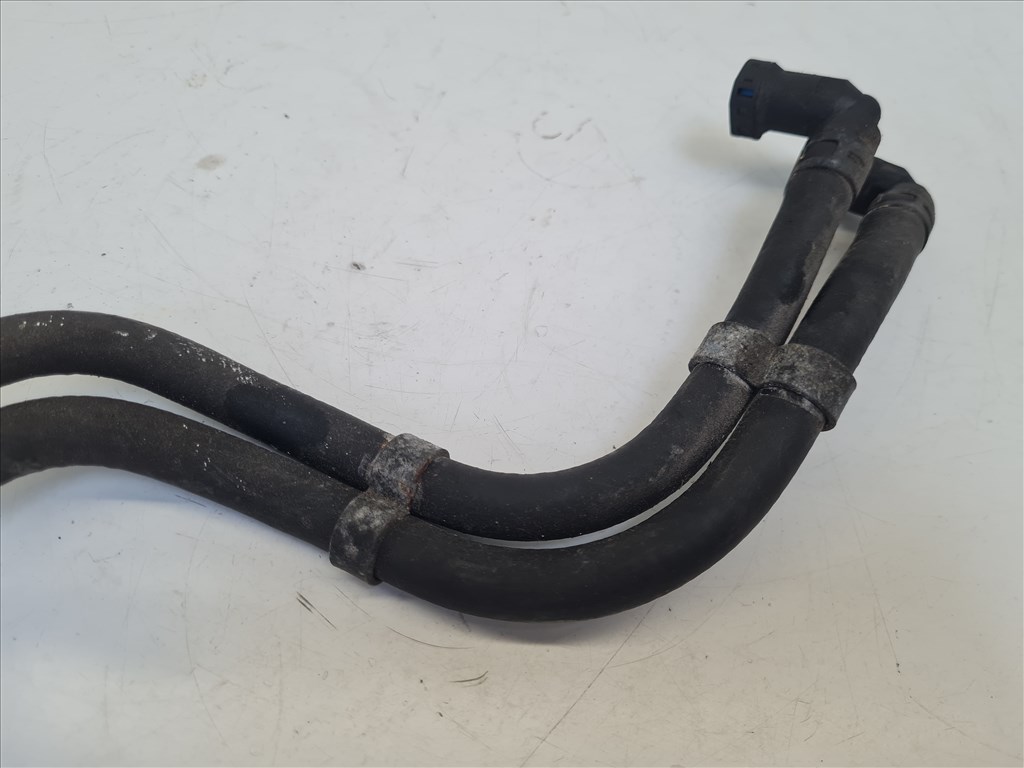 Volkswagen Golf IV 1.6 16V üzemanyag csövek (26449) 7. kép