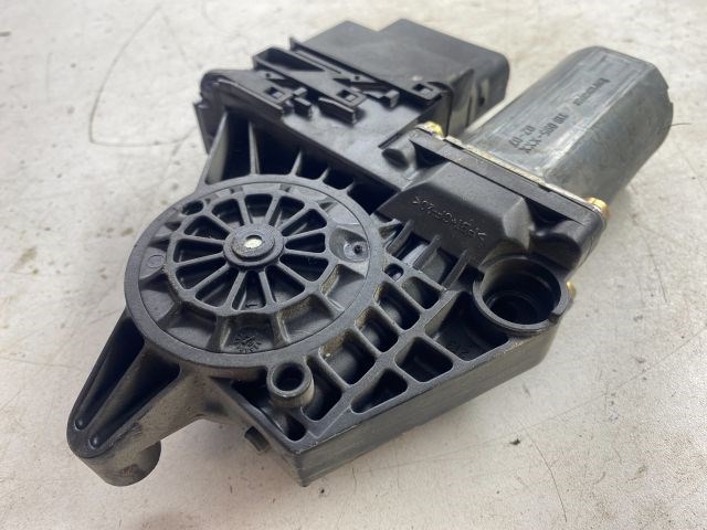 VW PASSAT B5 Bal hátsó Ablakemelő Motor 6. kép