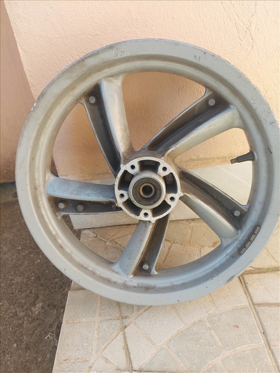 Aprillia Atlantik 500 elsōkerék felni 1. kép