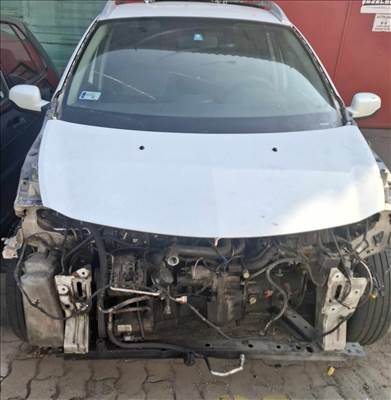 Renault Clio III bontott alkatrészei