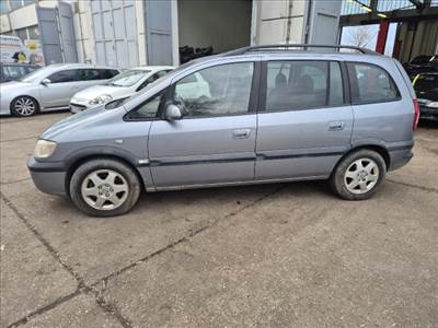 Opel Zafira A 2.2 DTI 16V generátor 