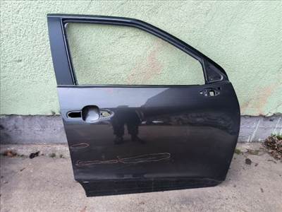 Toyota Yaris Cross (XP210) Jobb első ajtó