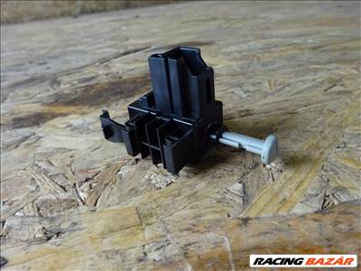 Ford Transit Tranzit Custom MK8 12 Kuplungpedál kapcsoló érzékelő 0911 6g9t11a152aa