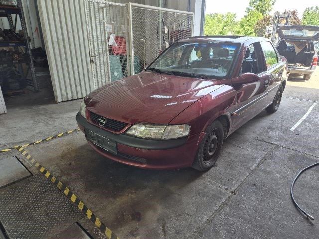 Opel Vectra B 1.6i 16V motor  x16xel74kw 2. kép
