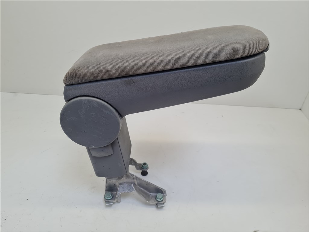 Volkswagen Golf IV könyöklő (20709) 1j0864273c 1. kép