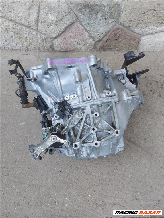 Toyota Corolla Verso (AR10) Váltó 3052 a6y26953 4. kép