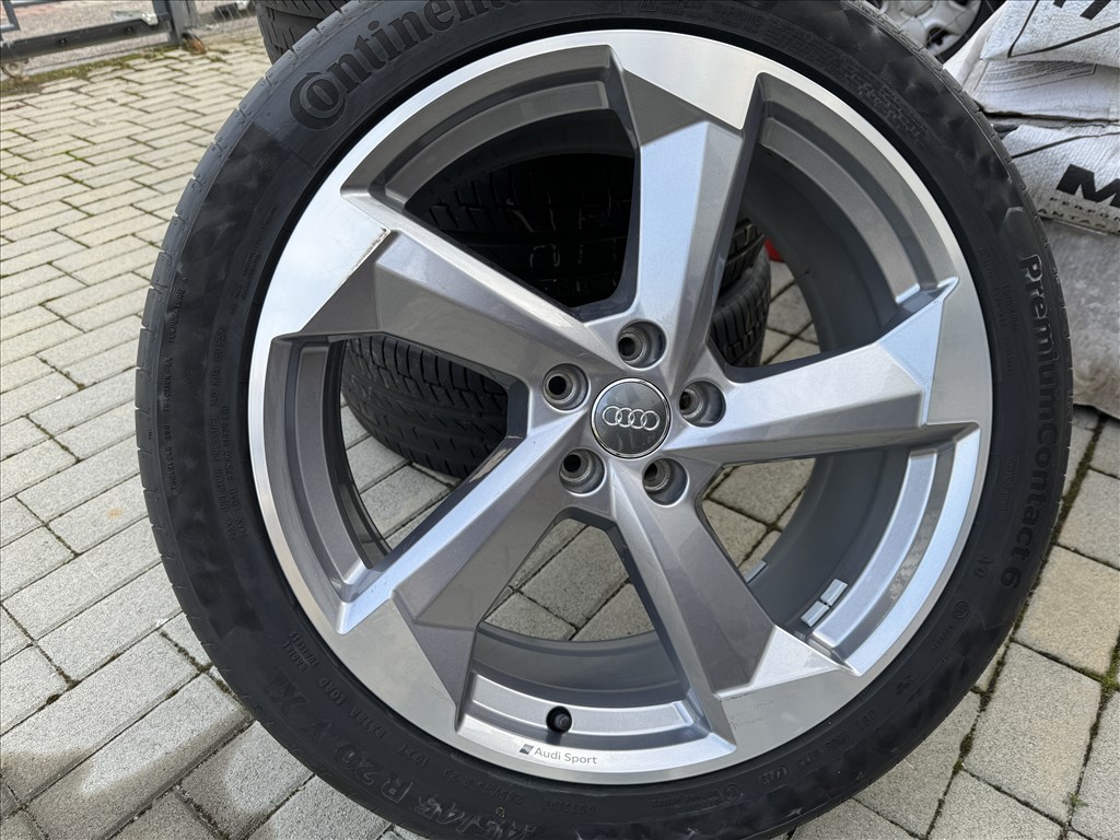 Audi MotorSport " ROTOR" 8,5X20-as 5X112-es ET37-es könnyűfém felni garnitúra eladó 2. kép