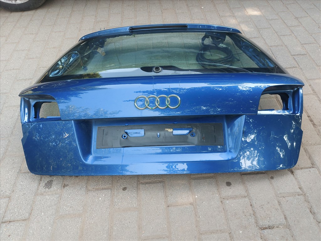 Audi A4 (B7) avant, kombi csomagtérajtó. 1. kép